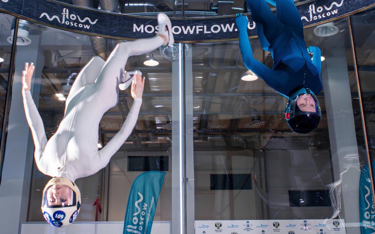 Fly in the largest air tube in Moscow